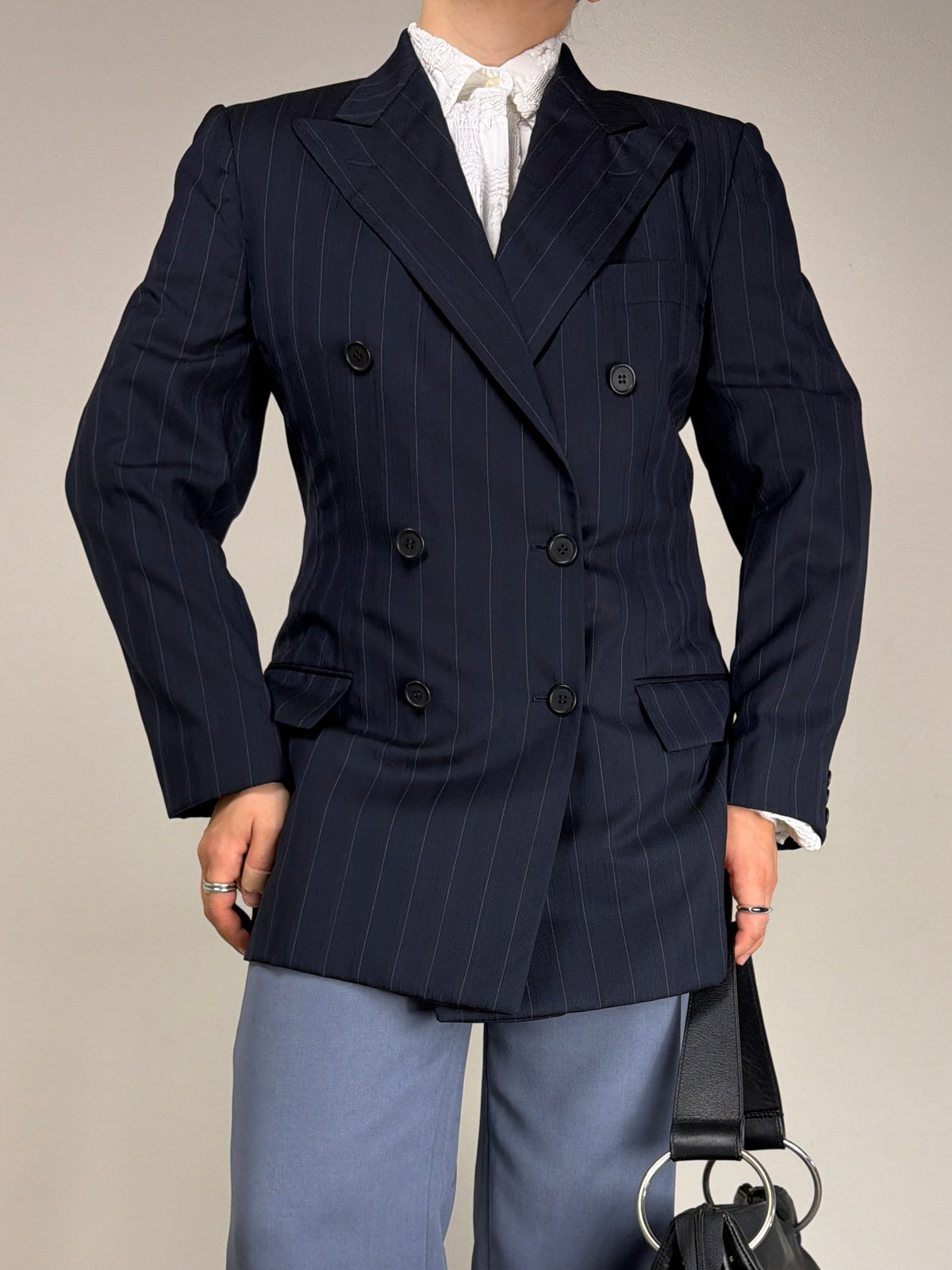Blazer gessato in lana e seta a doppiopetto