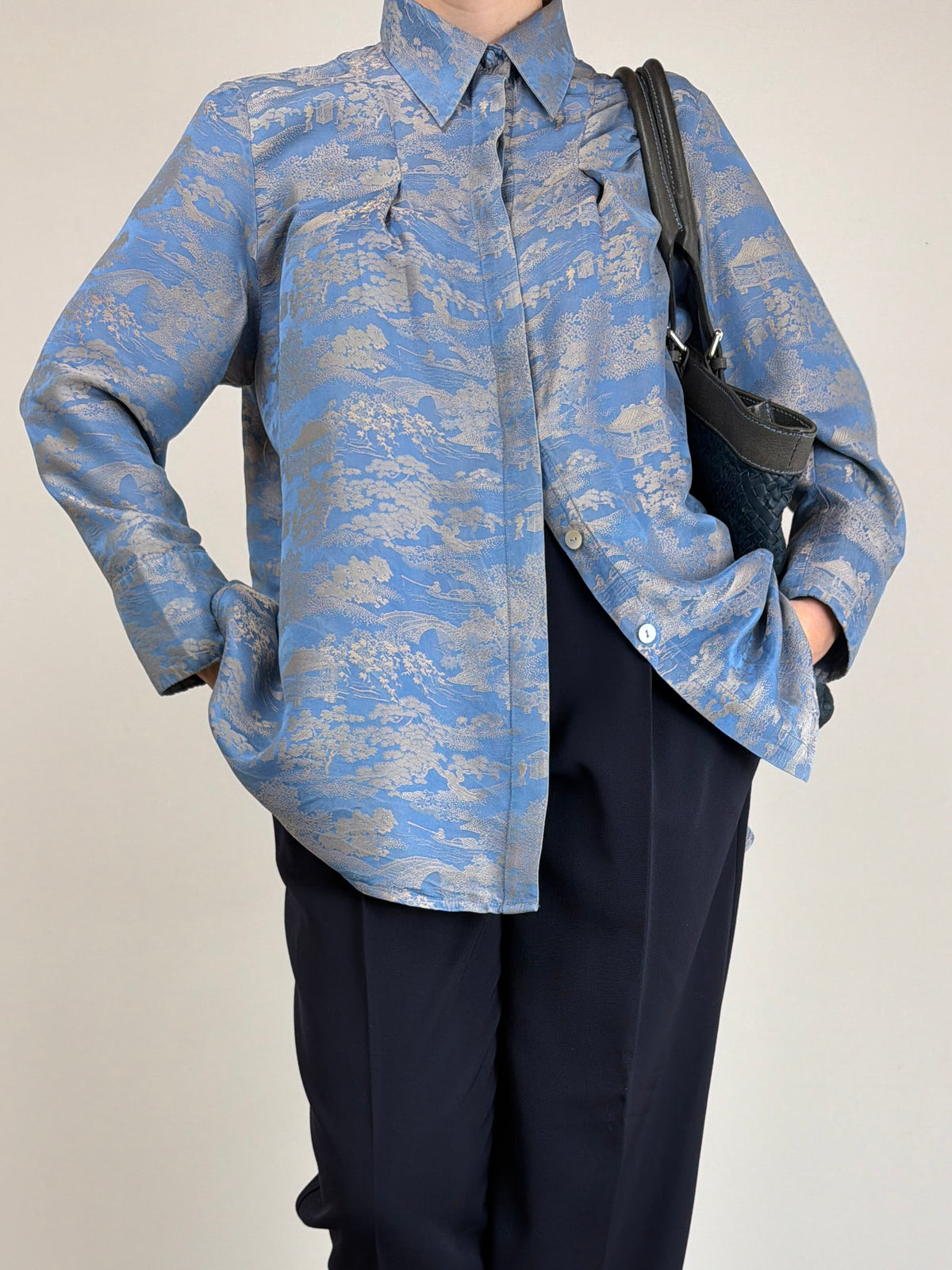 Camicia in jacquard di pura seta a fantasia orientale