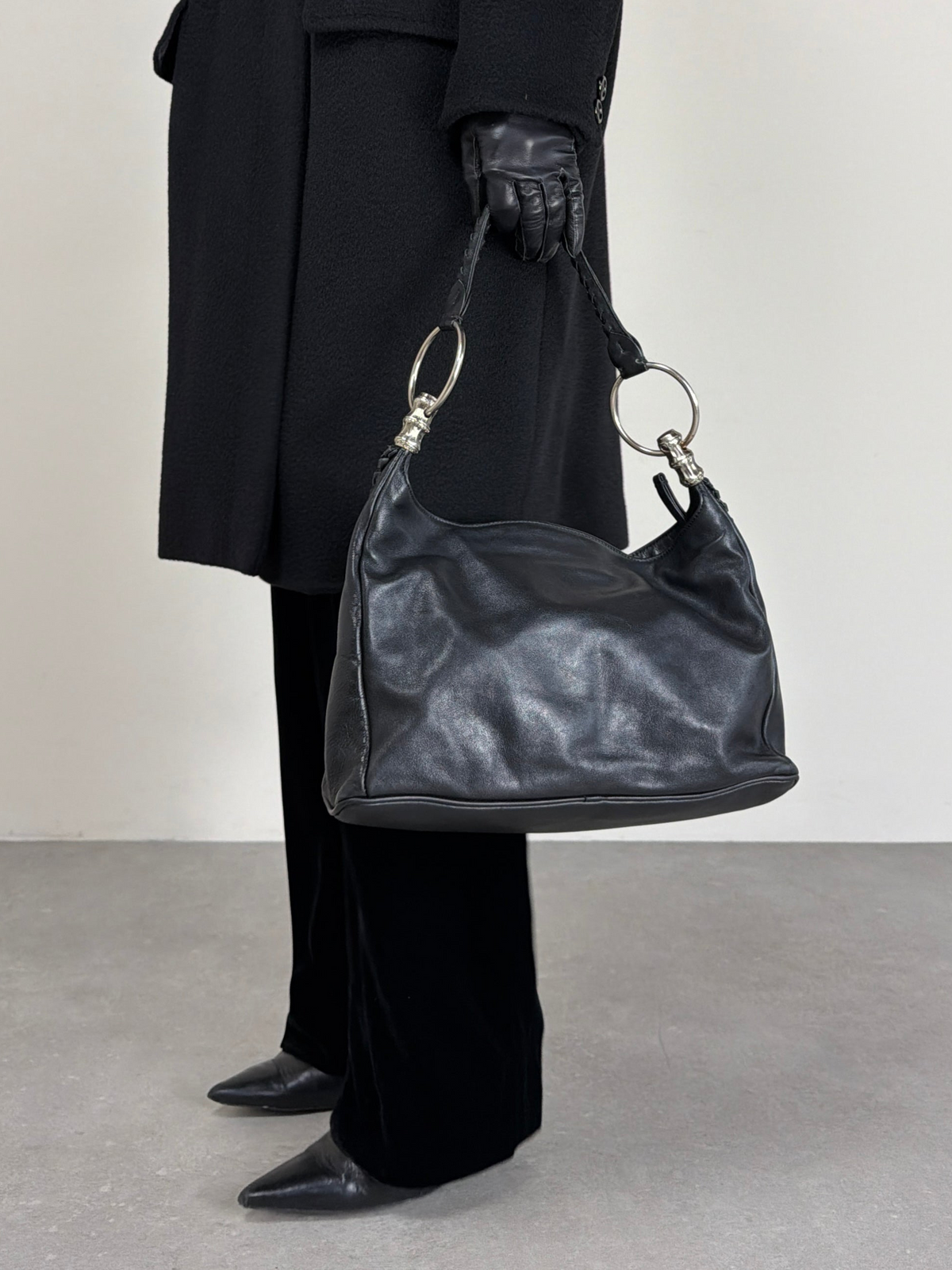 Borsa in vera palle con anelli metallici