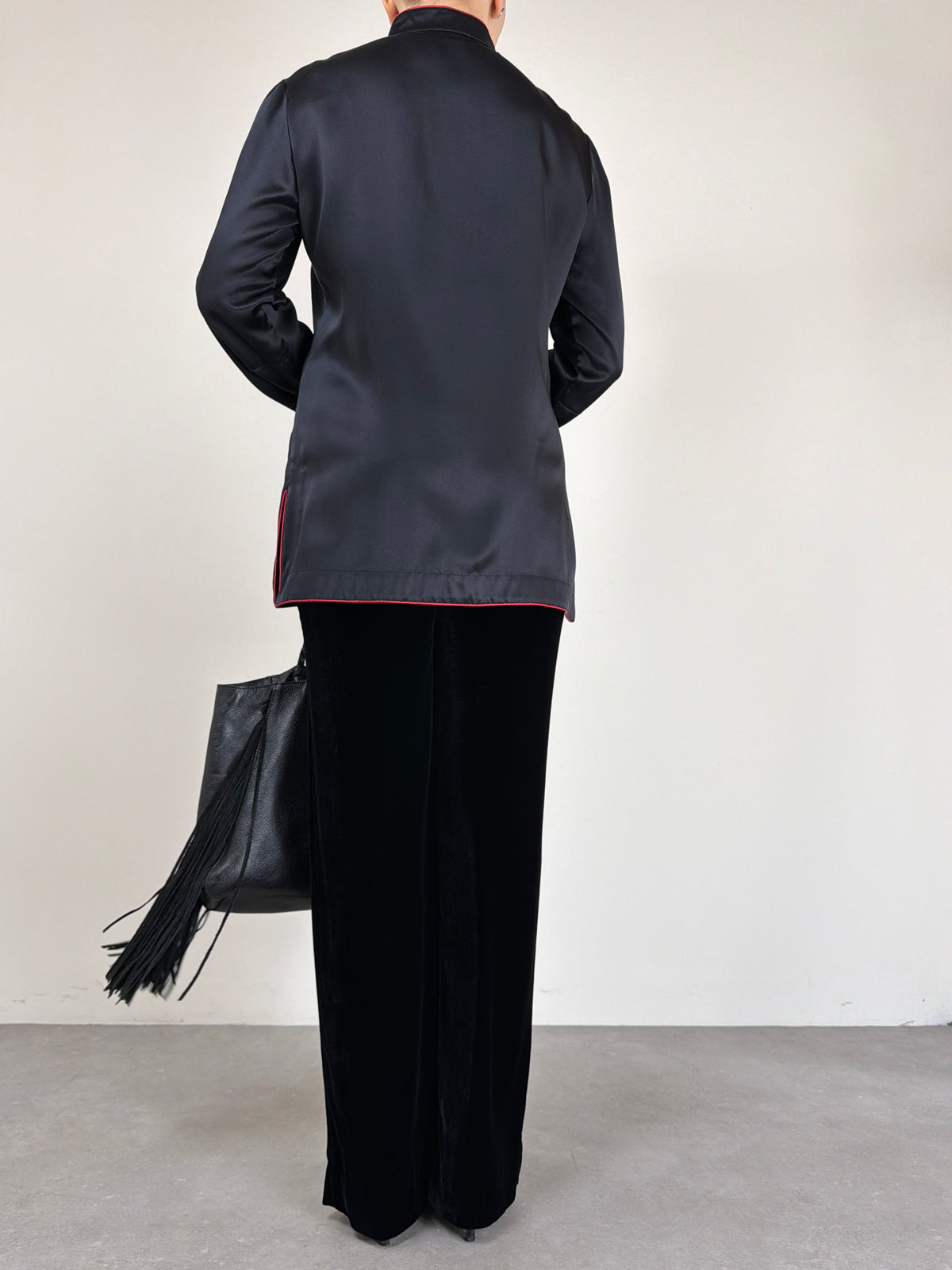 Camicia in pura seta con bottoni a nodo