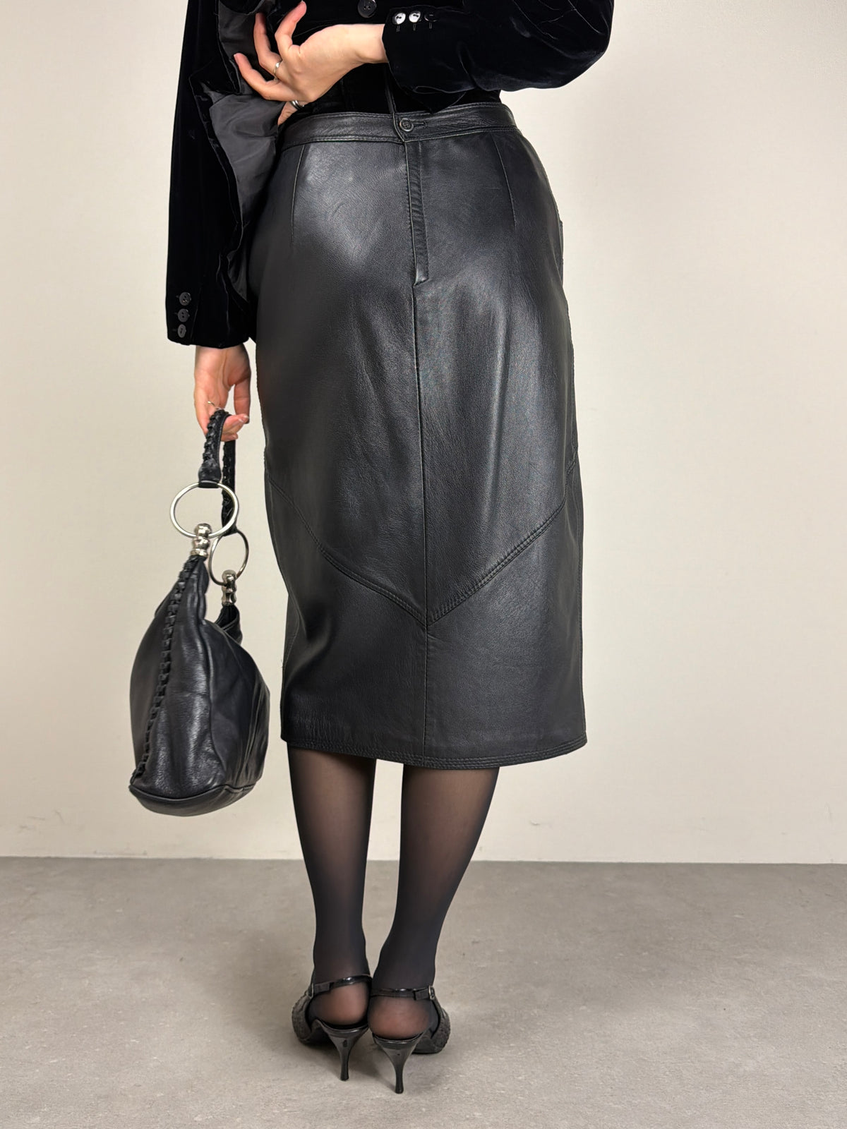 Gonna midi in vera pelle nera