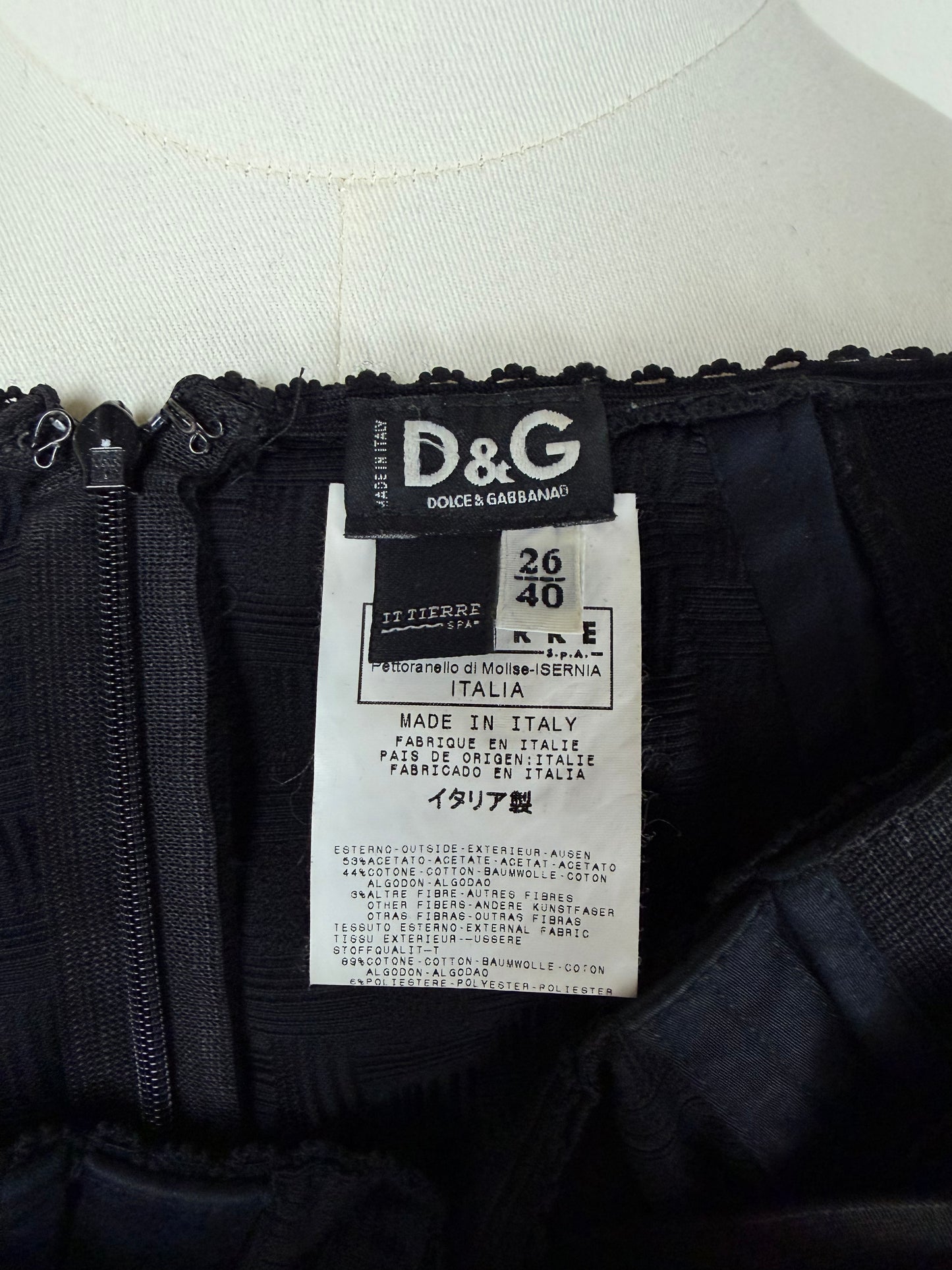 D&G Gonna bondage SS2003