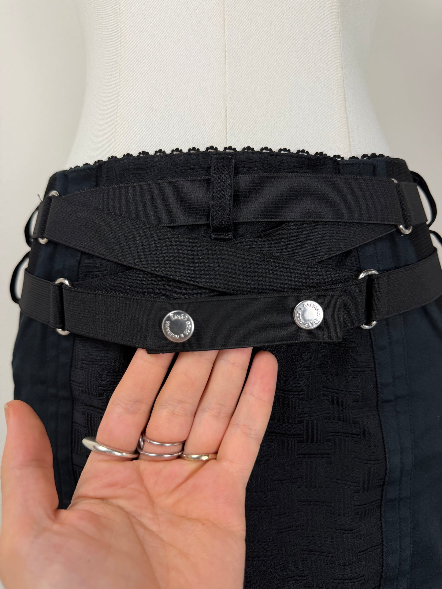 D&G Gonna bondage SS2003