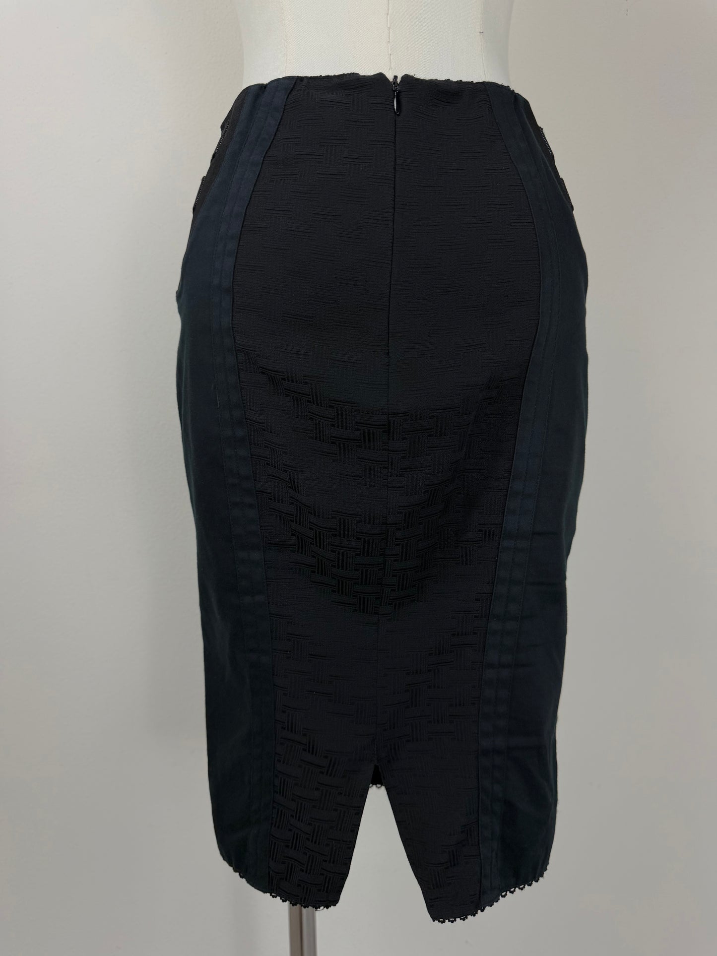 D&G Gonna bondage SS2003