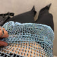 Maglia vintage a rete crochet azzurra con perline cangianti