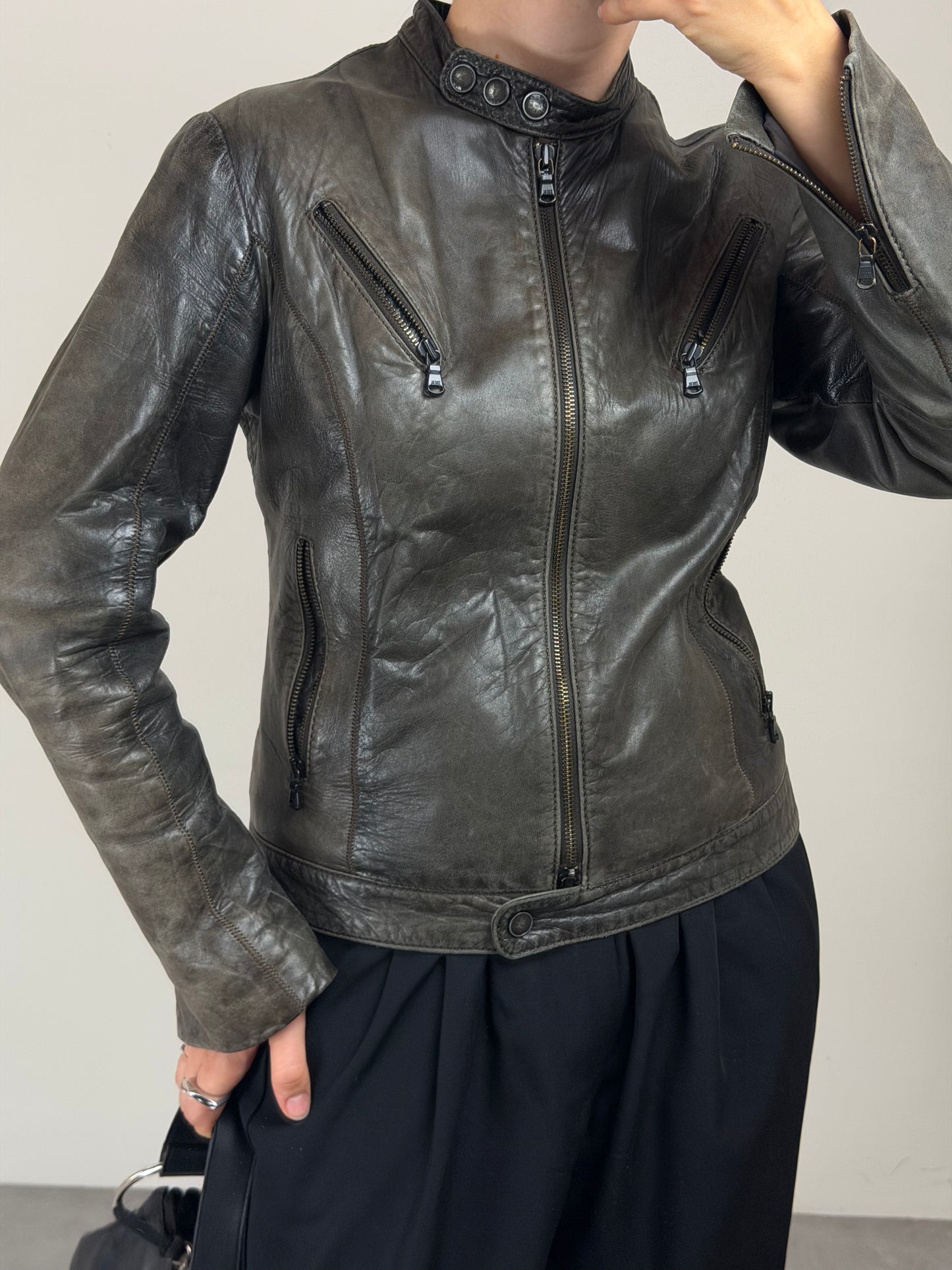 Giacca in vera pelle effetto distressed