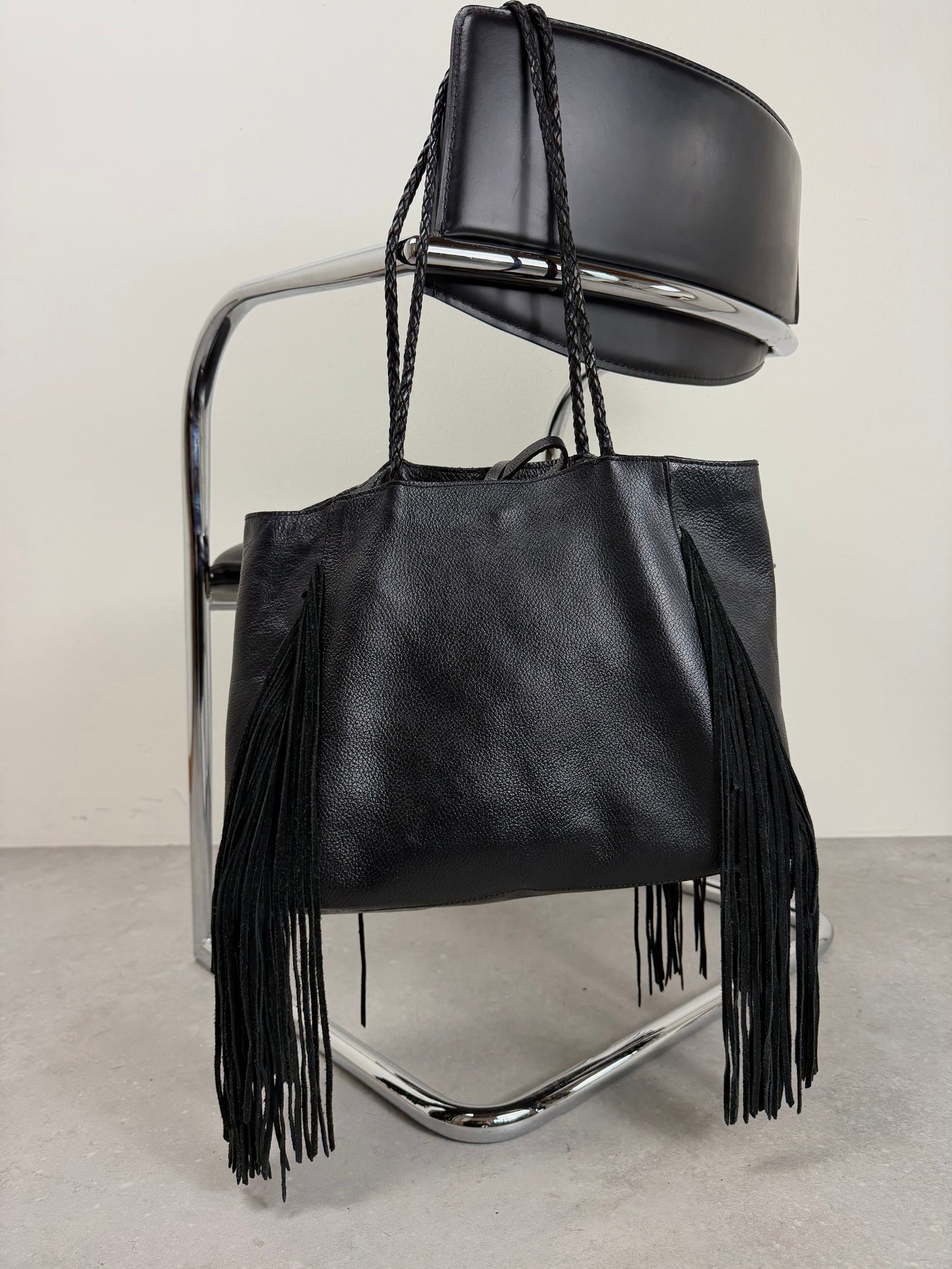 Maxi borsa in vera pelle con frange