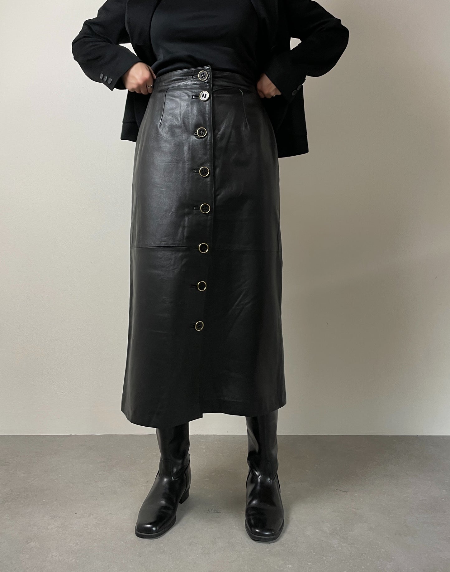 Real leather long skirt